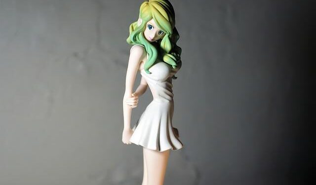 Rebecca Lowe will host seventh consecutive Olympics with NBC Sports: Source – The New York Times