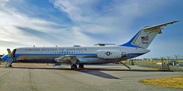 AMC Entertainment (NYSE:AMC) Sets New 52-Week Low – Here’s What Happened – MarketBeat