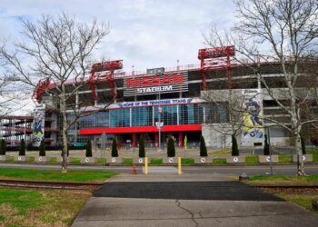 Tennessee football defensive back declares for 2026 NFL draft – Yahoo Sports