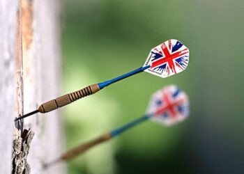 World Darts Championship: Jonny Clayton holds his nerve to reach last-16 – ESPN