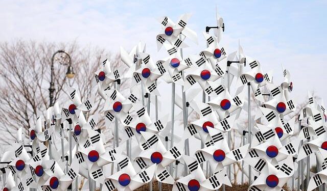 South Korea Turns More Bullish on Economy as Chip Boom Rolls On – Bloomberg.com