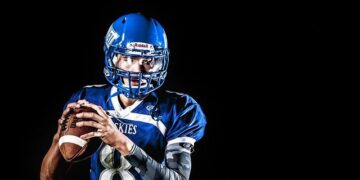 Balancing Football Tradition with Modern Entertainment – Yahoo Finance