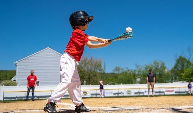 ESPN SportsCenter picks Little League World Series Softball catch by Bristol’s Lucy Kalat as top play – CT Insider
