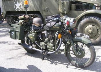 WWII motorcycle and soldiers emerge from river muck in Hungary – Popular Science